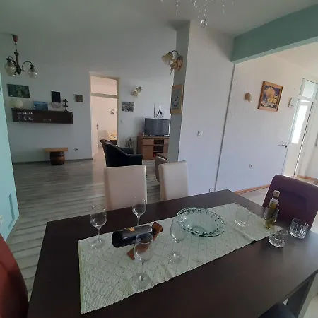 Milina Apartman *