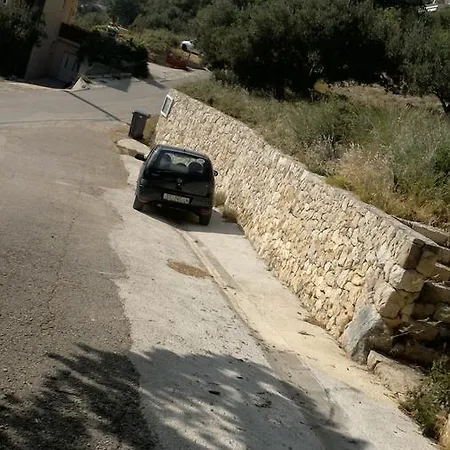 Milina Apartament *
