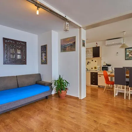 Apartment Milina Omis