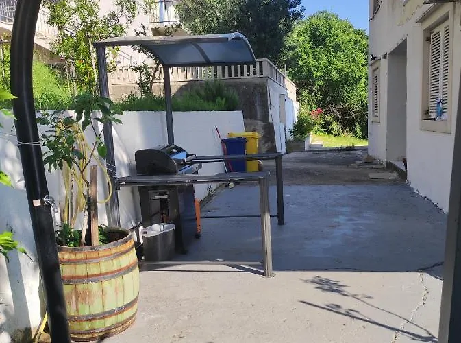 Milina Apartament *